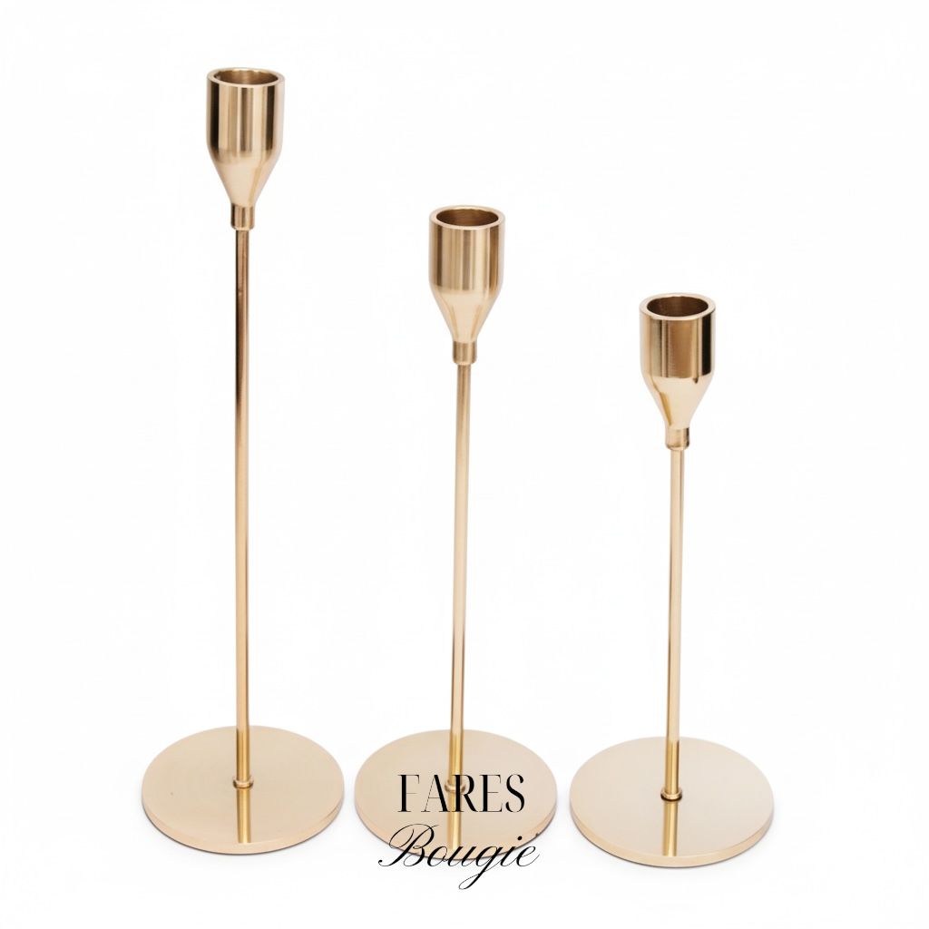 Trio de Bougeoirs Dorés – Élégance et Luxe